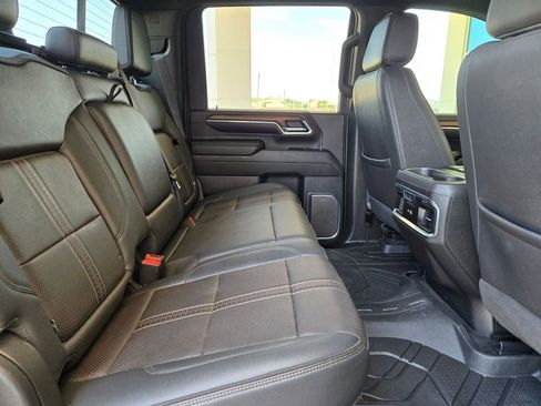 Used 2024 Chevrolet Silverado 2500 High Country w/ High Country Premium Package AWD/4WD image 26