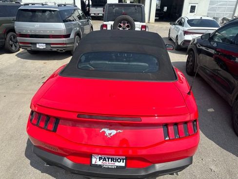 Used 2025 Ford Mustang Premium RWD image 16