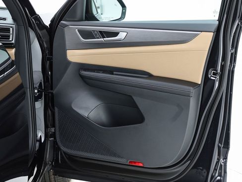 New 2026 Volkswagen Atlas Cross Sport SE image 31