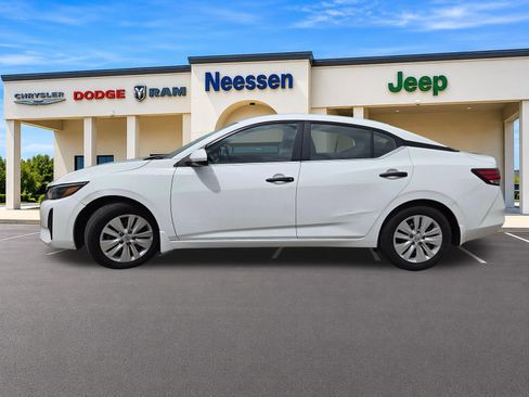 Used 2025 Nissan Sentra S FWD image 4