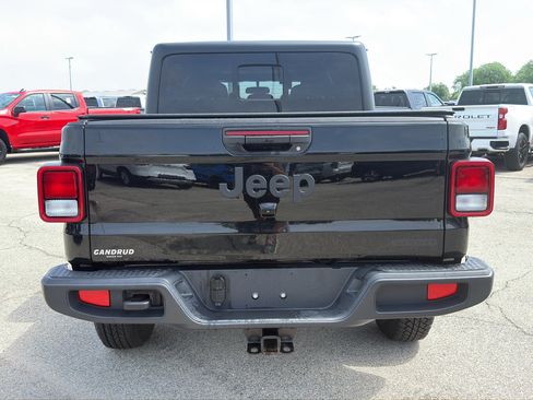 Used 2020 Jeep Gladiator Sport w/ Quick Order Package 24S AWD/4WD image 7