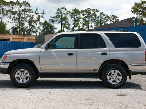 Used 2000 Toyota 4Runner 2WD w/ Upgrade Value Pkg 1 image 3