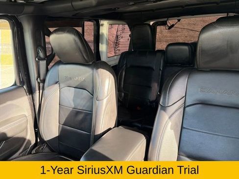 Used 2018 Jeep Wrangler Unlimited Sahara image 34