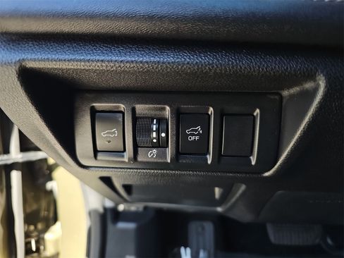 Certified 2023 Subaru Outback Limited image 27