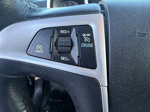 Used 2017 Chevrolet Equinox LT w/ Convenience Package image 18