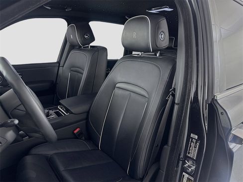 Used 2024 Rolls-Royce Cullinan image 22