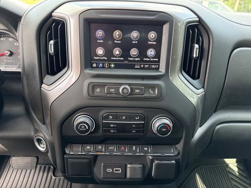 Used 2024 Chevrolet Silverado 1500 Custom w/ Dark Appearance Package image 21