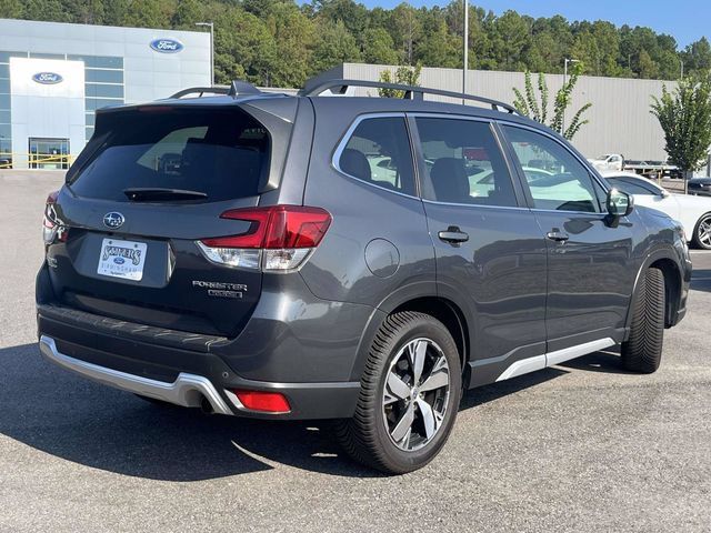 Used 2020 Subaru Forester Touring AWD/4WD image 3