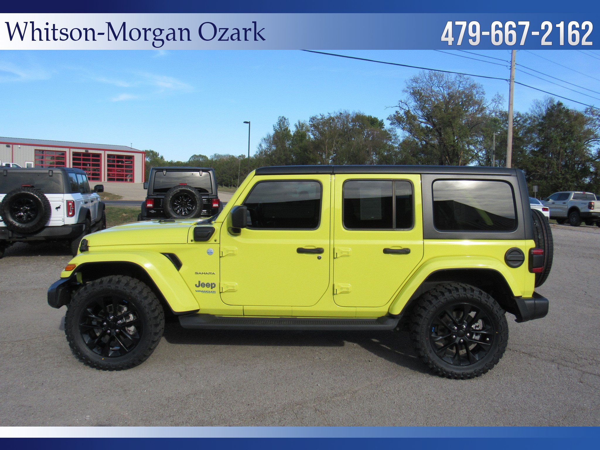 Used 2022 Jeep Wrangler Unlimited Sahara w/ Cold Weather Group AWD/4WD image 6