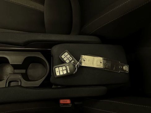 Used 2018 Honda Civic EX image 30