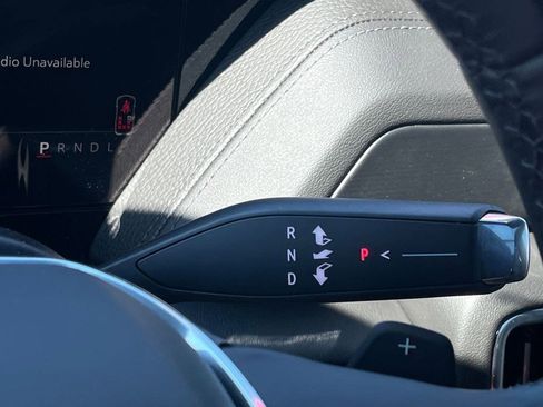 New 2026 GMC Yukon XL Denali w/ Denali Reserve Package image 32