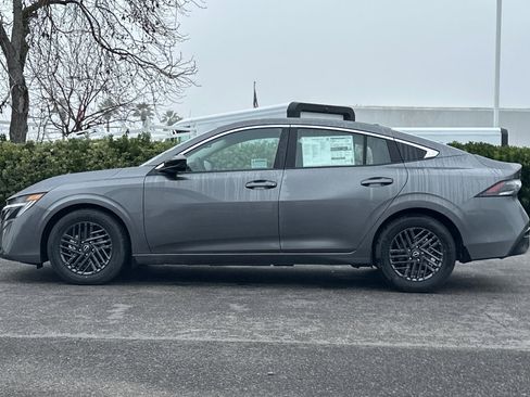 New 2026 Nissan Sentra SV image 7