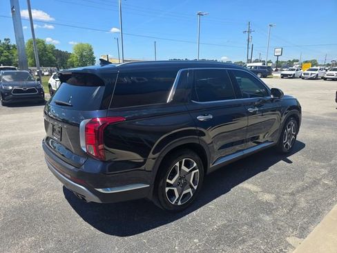 Used 2023 Hyundai Palisade Limited FWD image 5