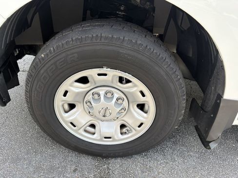 Used 2021 Nissan NV 2500 SV w/ Navigation Package image 15