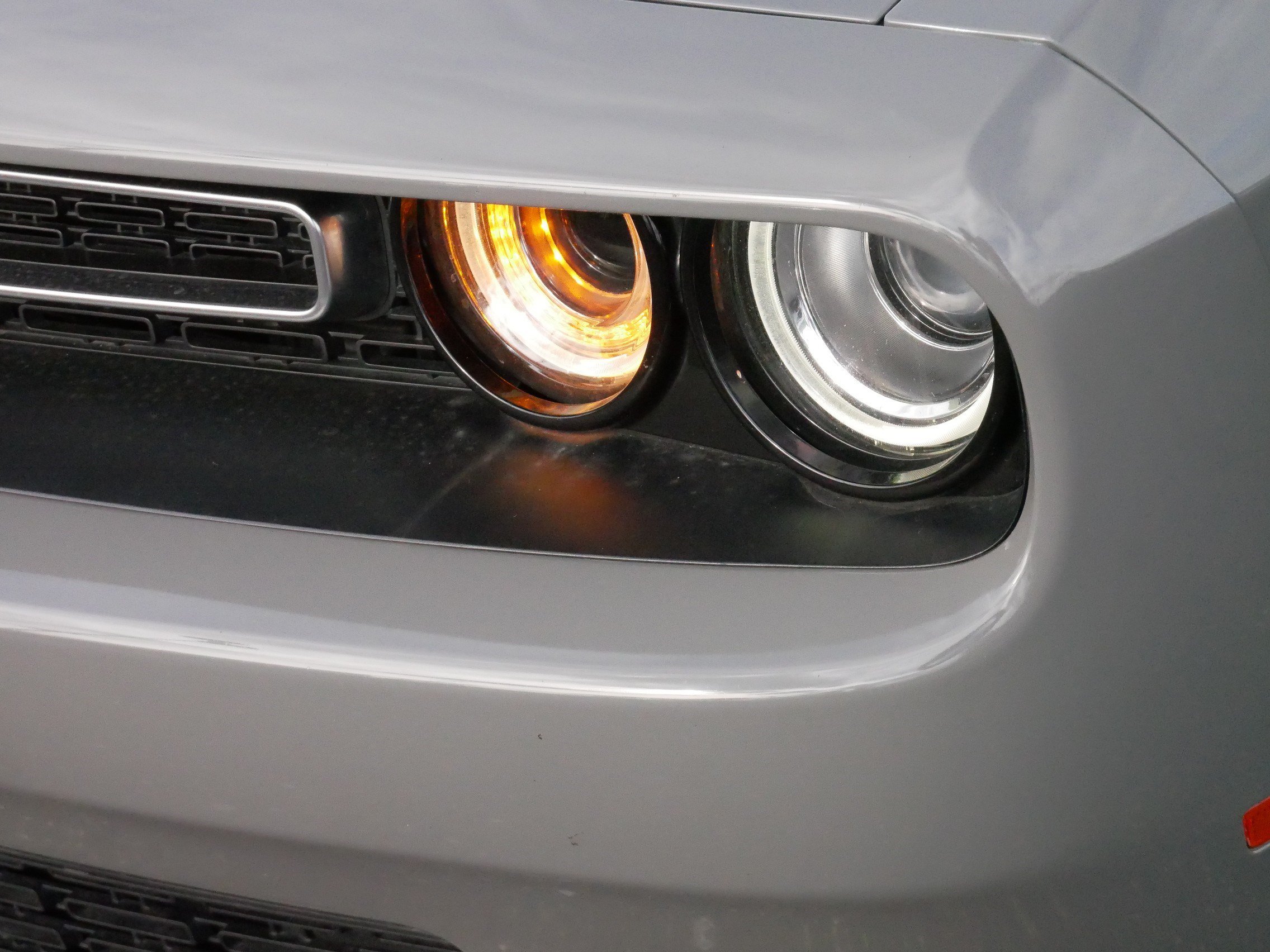 Used 2018 Dodge Challenger SXT RWD image 16