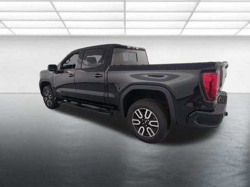 Used 2023 GMC Sierra 1500 AT4 w/ Technology Package AWD/4WD image 6