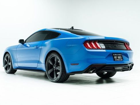 Used 2022 Ford Mustang Premium w/ Equipment Group 201A image 17