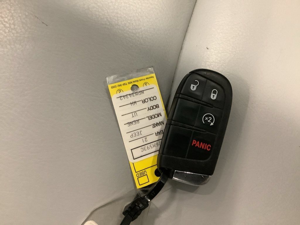 Used 2021 Jeep Renegade Limited AWD/4WD image 23