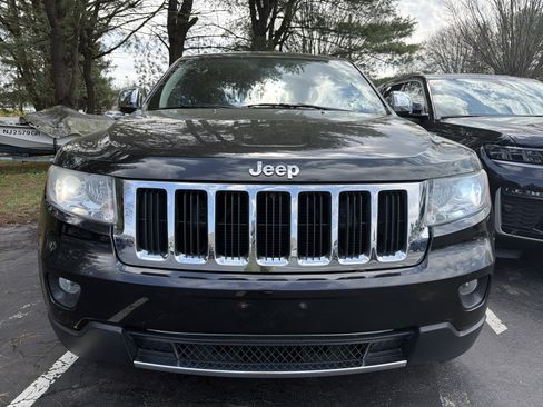 Used 2012 Jeep Grand Cherokee Limited AWD/4WD image 2