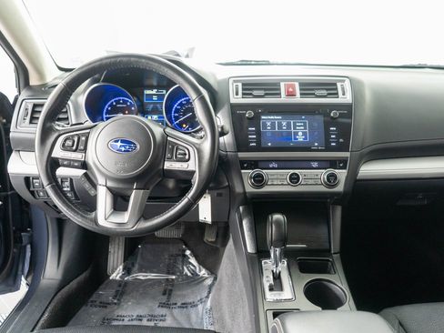 Used 2017 Subaru Legacy 2.5i Premium image 12