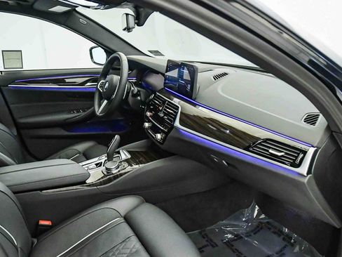 Certified 2023 BMW 540i w/ M Sport Package RWD image 16