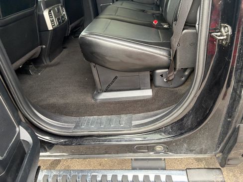 Used 2017 Ford F250 Lariat w/ Chrome Package AWD/4WD image 36