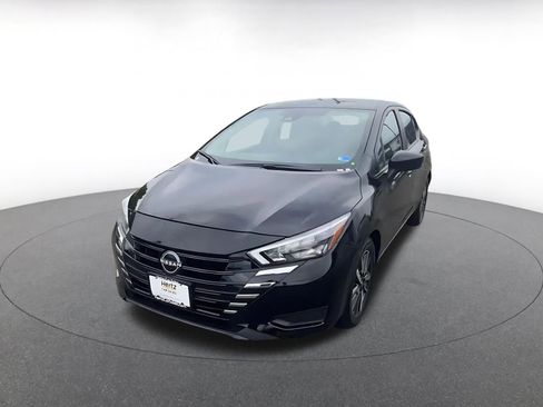 Used 2025 Nissan Versa SV FWD image 7