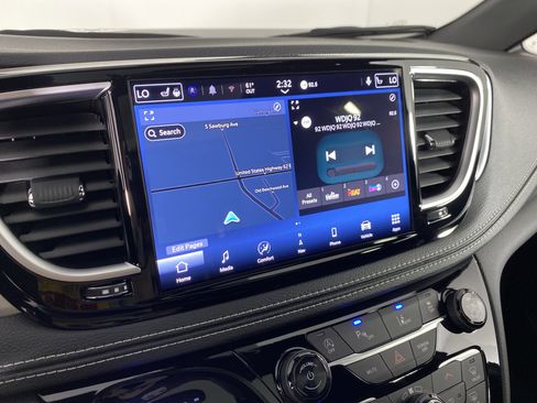 New 2026 Chrysler Pacifica Limited w/ S Appearance Package image 35