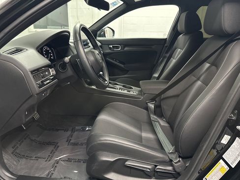 Used 2025 Honda Civic Sport image 19