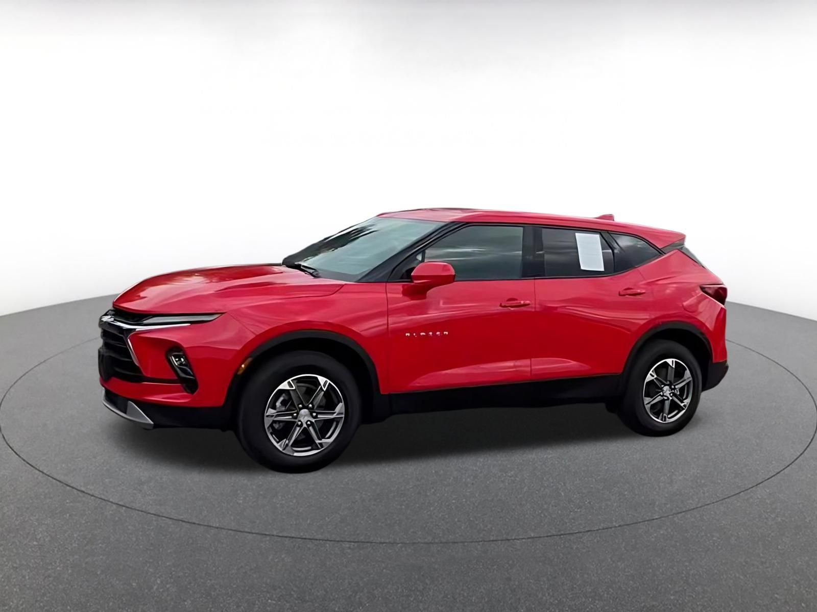 Used 2026 Chevrolet Blazer LT AWD/4WD image 7