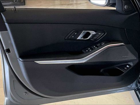 New 2026 BMW 330i Sedan w/ Premium Package image 10