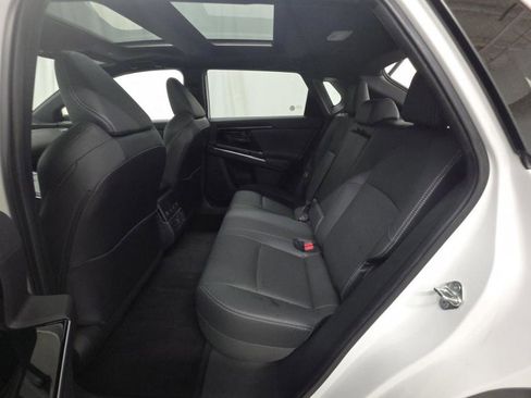Used 2023 Toyota bZ4X AWD w/ Weather Package image 13