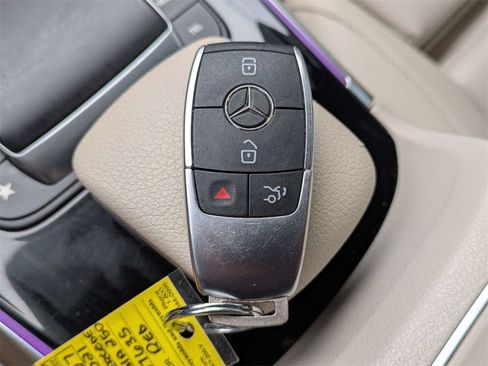 Used 2021 Mercedes-Benz GLA 250 image 28