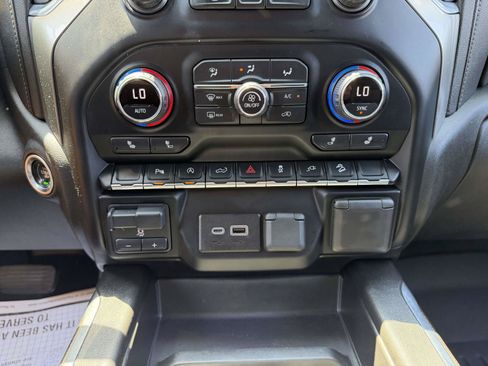 Used 2021 Chevrolet Silverado 1500 LT Trail Boss w/ Convenience Package II AWD/4WD image 25