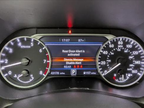Used 2023 Nissan Sentra SV FWD image 24