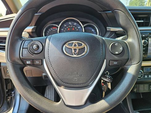 Used 2016 Toyota Corolla LE FWD image 23