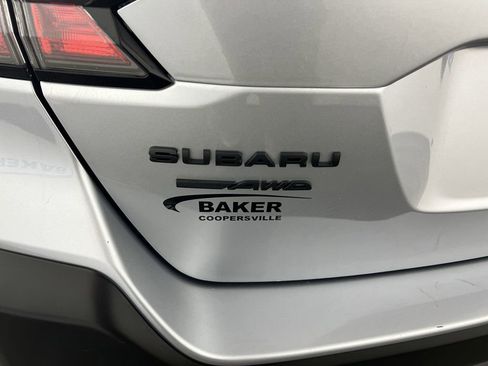Used 2025 Subaru Outback Onyx Edition AWD/4WD image 32