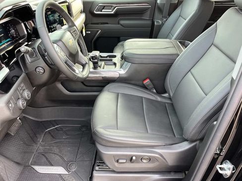New 2026 Chevrolet Silverado 1500 LTZ w/ LTZ Premium Package RWD image 22