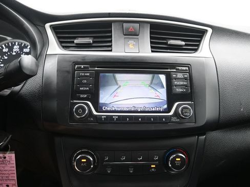 Used 2018 Nissan Sentra S FWD image 16