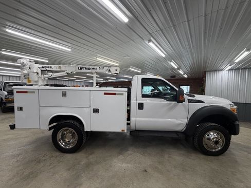 Used 2016 Ford F450 XL w/ Power Equipment Group image 4