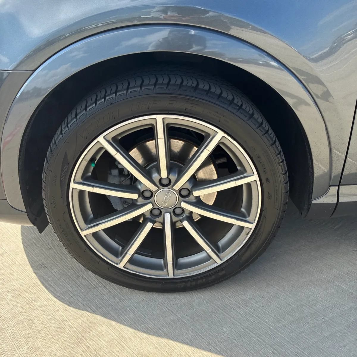 Used 2018 Audi Q3 2.0T Premium w/ Convenience Package AWD/4WD image 17