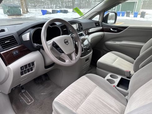 Used 2014 Nissan Quest SV image 11