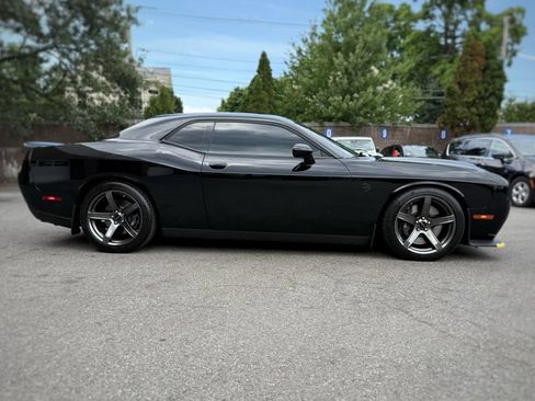 Used 2019 Dodge Challenger SRT Hellcat Redeye RWD image 4