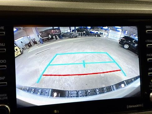 Used 2021 Toyota Tacoma TRD Off-Road image 15