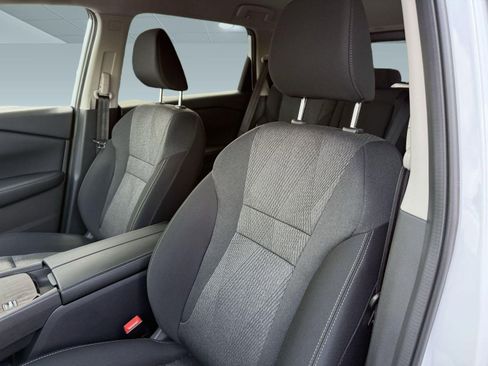 Certified 2026 Nissan Rogue SV image 22