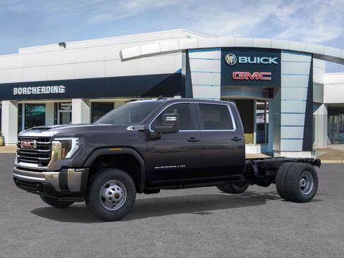 New 2025 GMC Sierra 3500 Pro w/ Convenience Package image 2