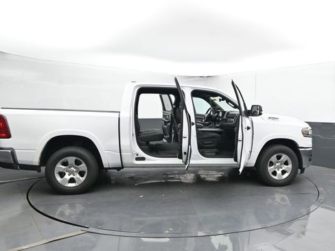 Used 2025 RAM 1500 Big Horn AWD/4WD image 63