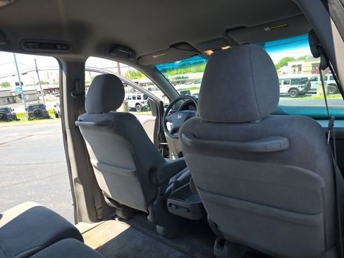 Used 2010 Honda Odyssey EX image 41