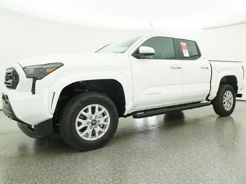 New 2026 Toyota Tacoma SR5 image 43