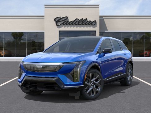 New 2027 Cadillac Optiq Luxury AWD/4WD image 30